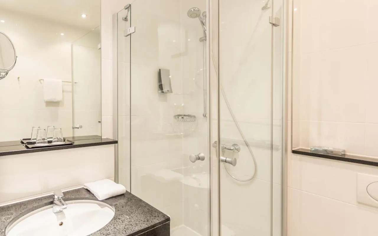 Hotel Ramada By Wyndham Muenchen Airport à Schwaig bei Nürnberg 3*,  Allemagne